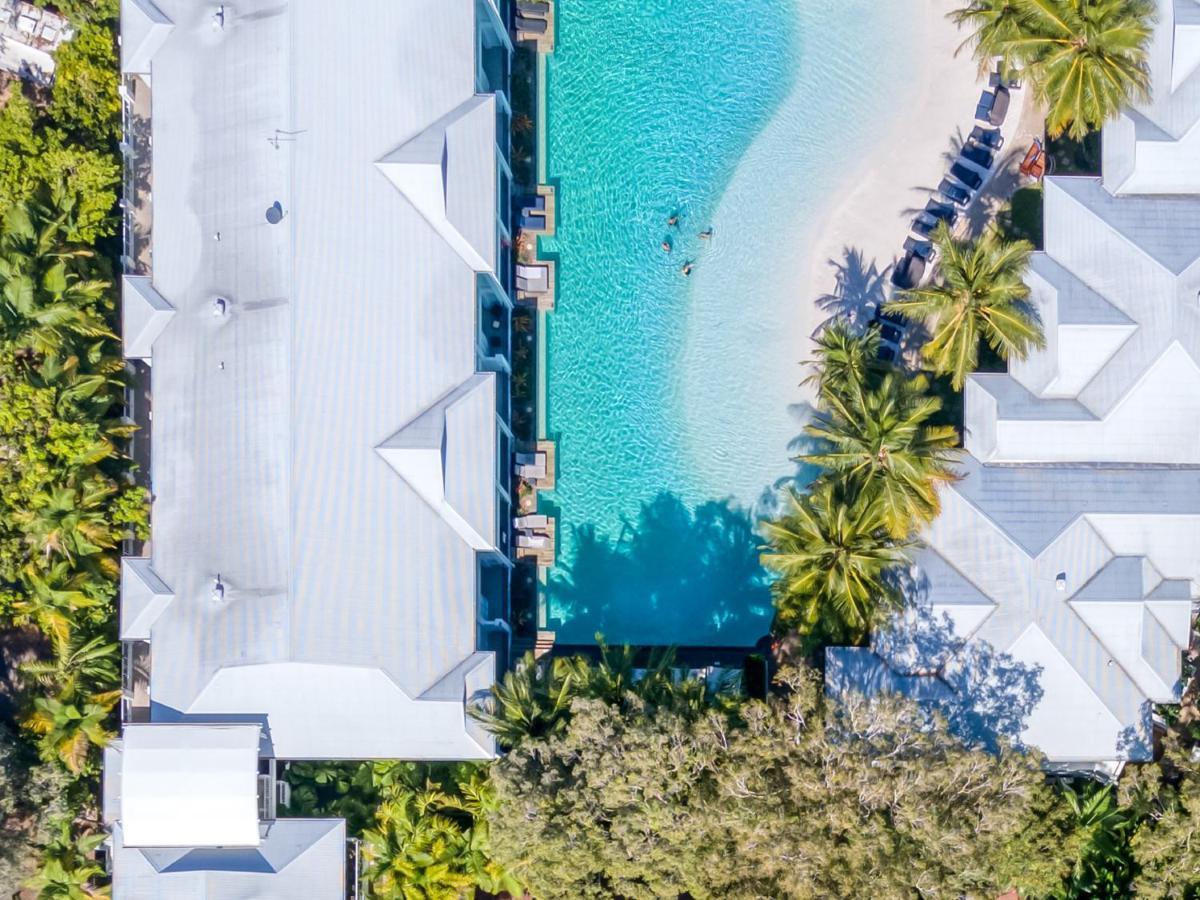 Beach Club Port Douglas Luxury Apartments מראה חיצוני תמונה