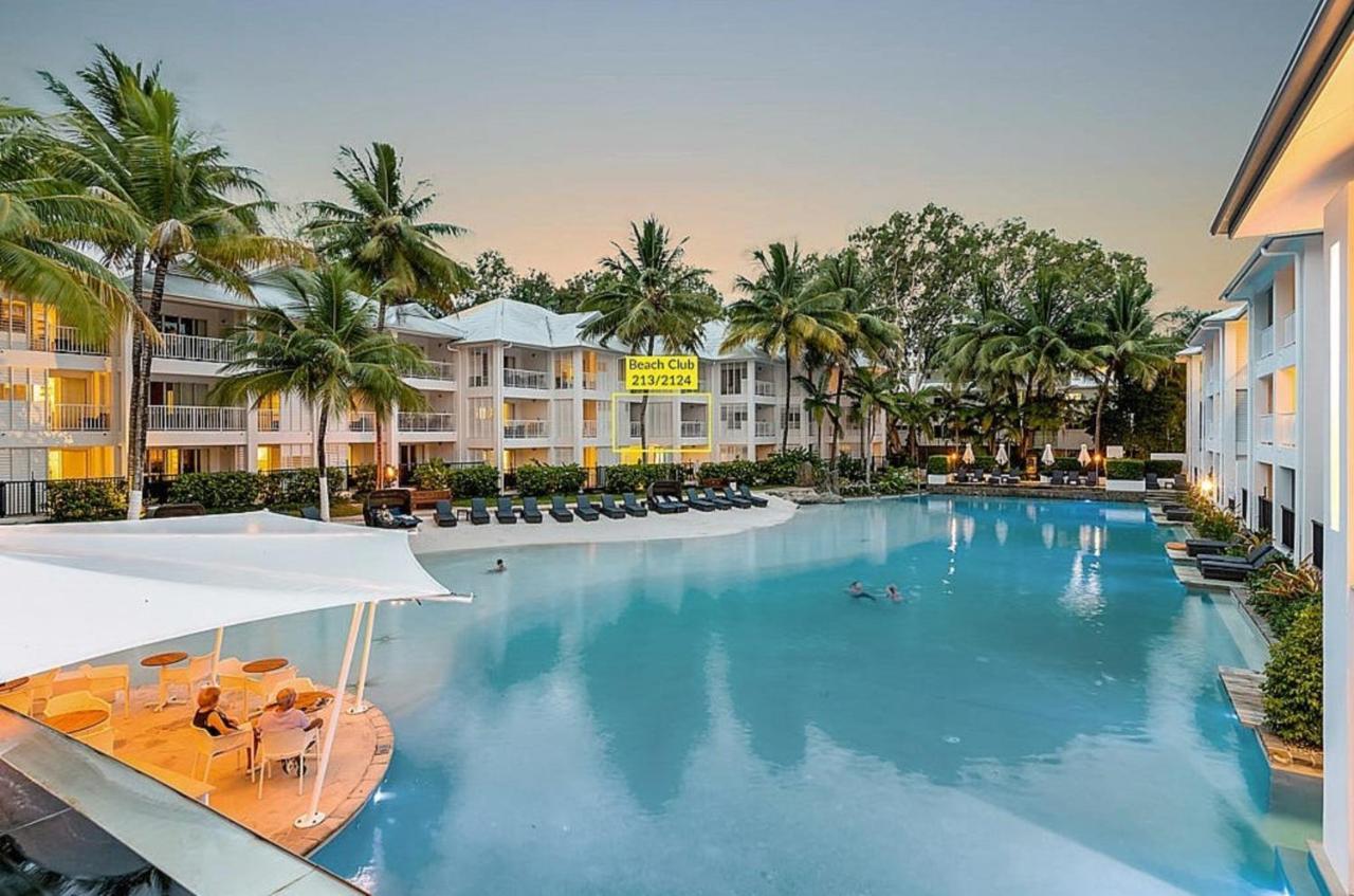 Beach Club Port Douglas Luxury Apartments מראה חיצוני תמונה